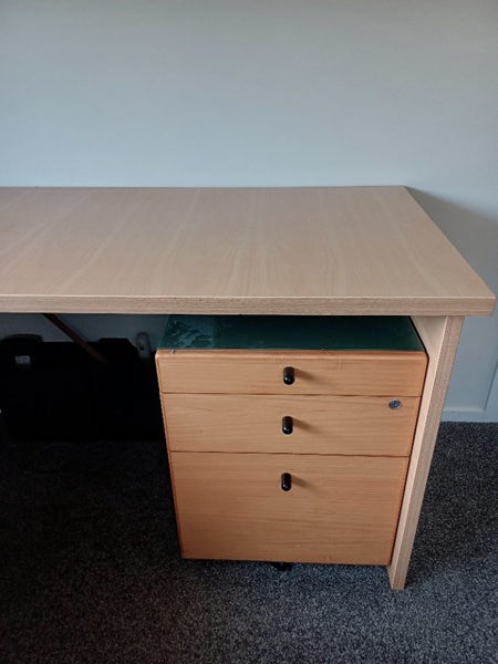 Corner office desk Carousel 2