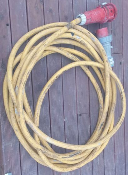 16m 63 Amp Lifeguard / Jackson power cable Carousel 1