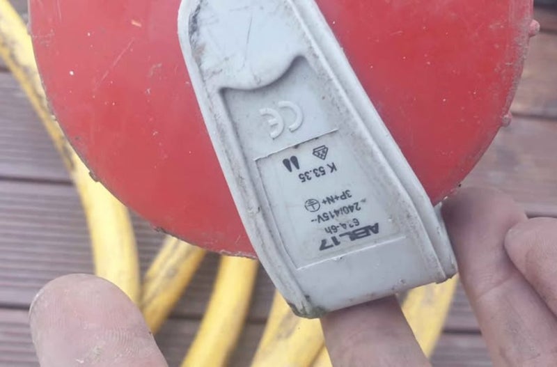 16m 63 Amp Lifeguard / Jackson power cable Carousel 5