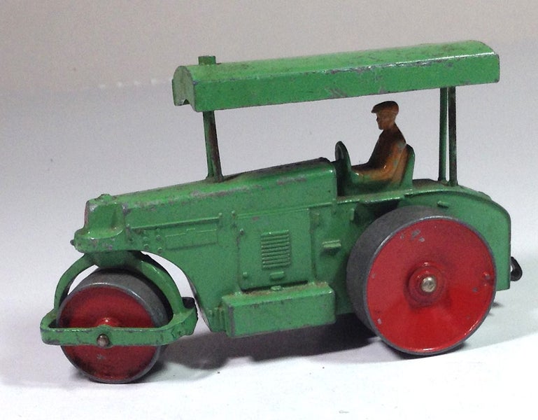 Dinky 251 Aveling Barford Roller Carousel 2