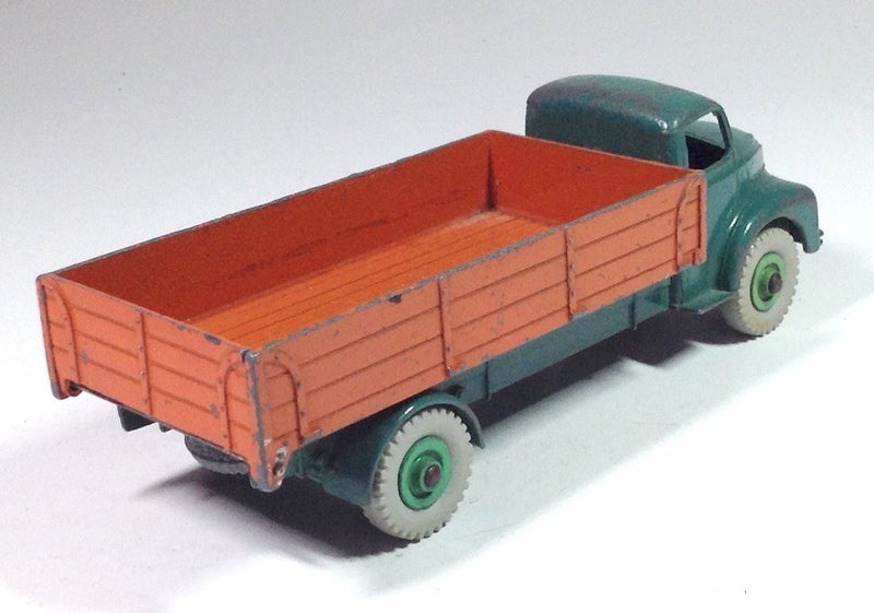 Dinky 532 Leyland Comet Lorry Carousel 2