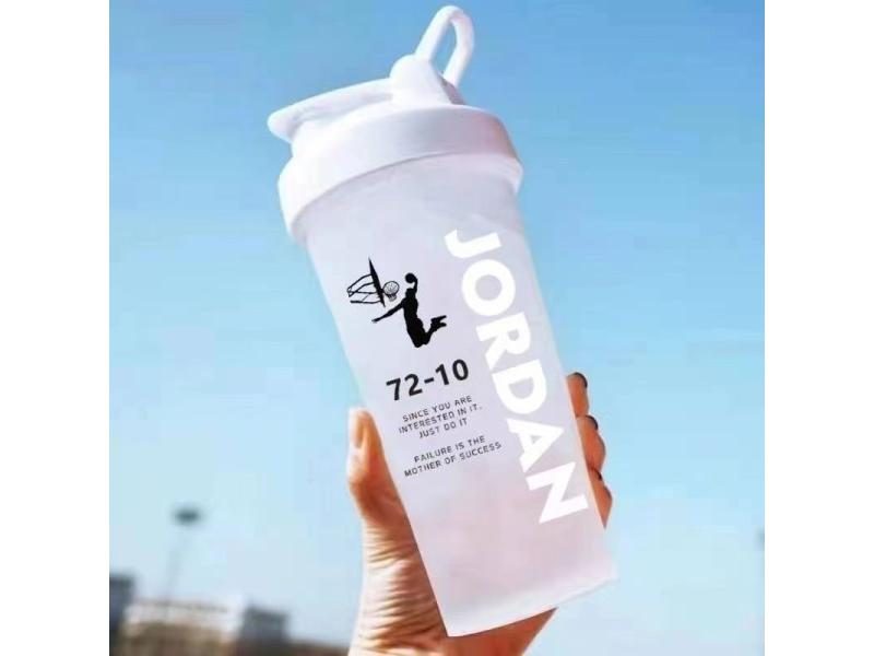 High Quality Sports Water Bottles Protein Shaker Water Bottles Whey Protein Carousel 1