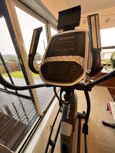 NordicTrack Elliptical C5.563616373826178112