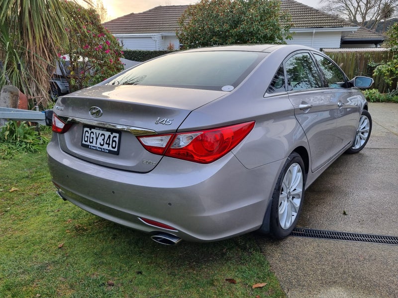 2012 Hyundai i45 Elite63613211651586111