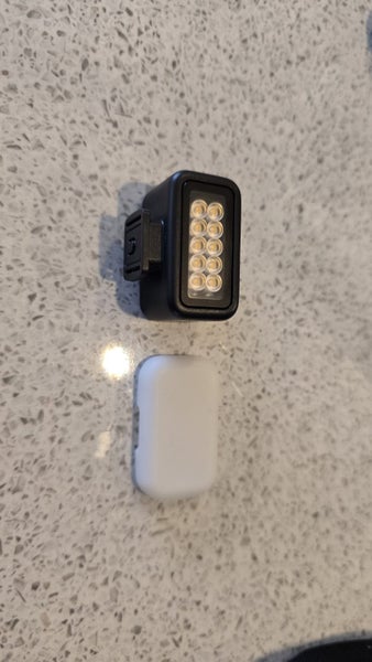 GoPro Hero 8 Black plus accessories63899135054723112