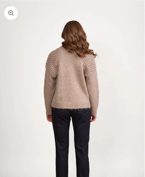 Gorgeous Vassalli Bobble Sweater63617150765570112