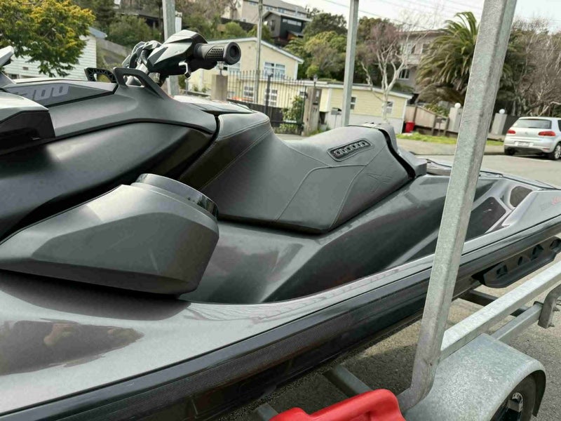 Seadoo Jetski 202263613211895554114