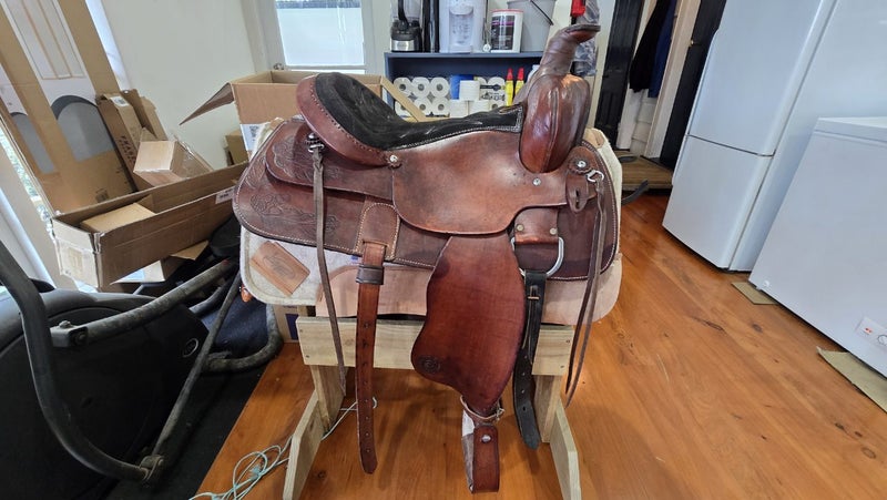 Dove Western Saddle63617144583042110