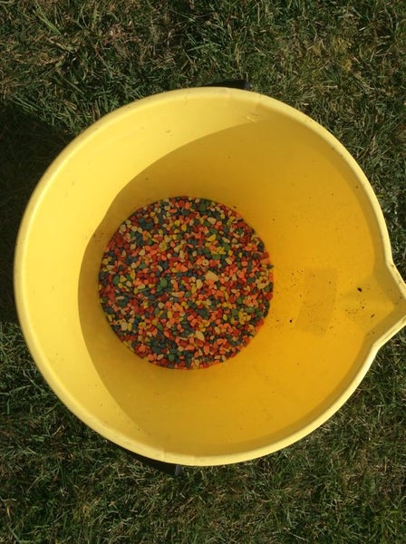 Rainbow gravel 2kg Carousel 3