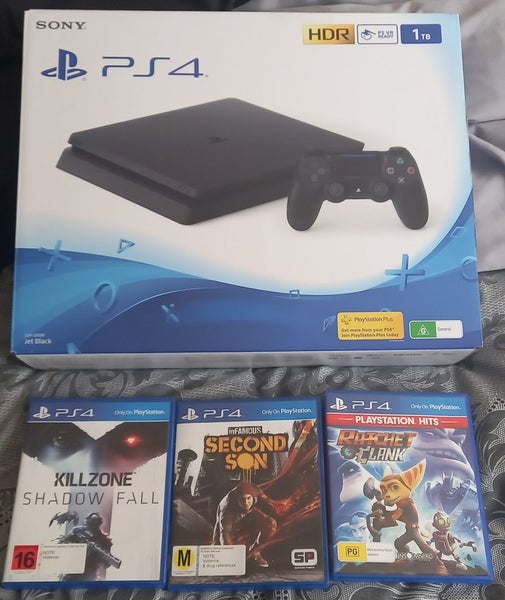 1TB PS4 with 4 GREAT GAMES Carousel 1