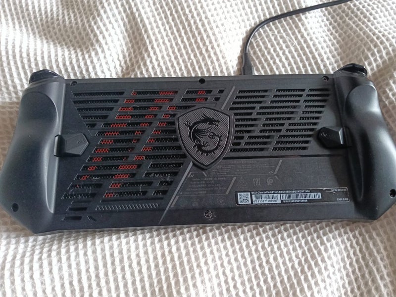 MSI claw handheld gaming pc Aim 061nz Carousel 2