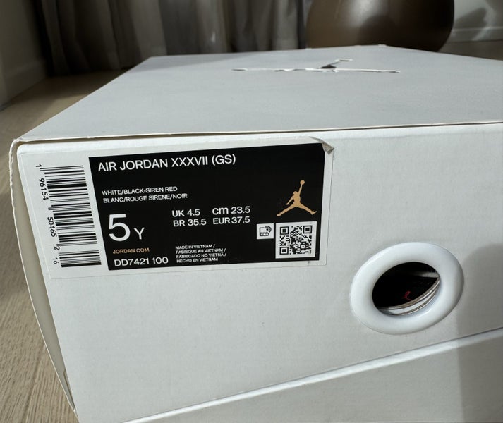 Nike Air Jordan 37 (Youth US5) Carousel 9