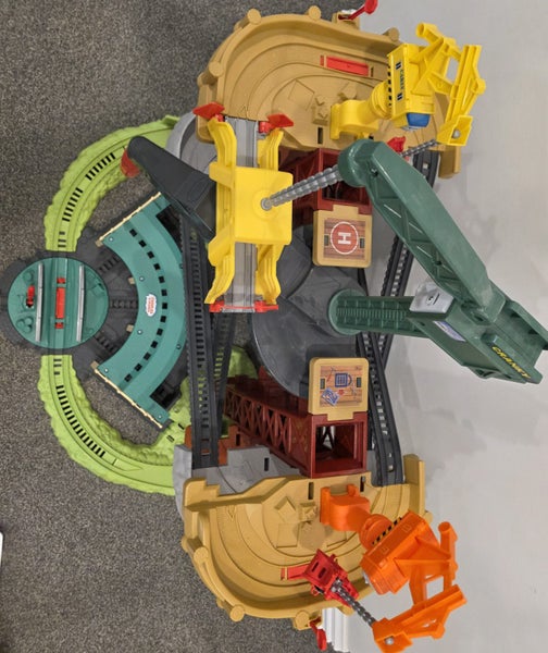Thomas train super tower set rrp $300 Carousel 2
