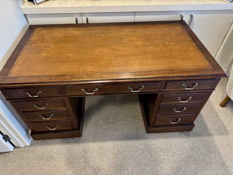 Antique desk63616504180610113