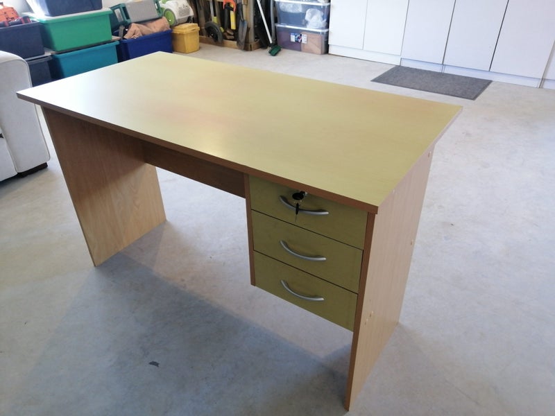 Computer Desk Carousel 1