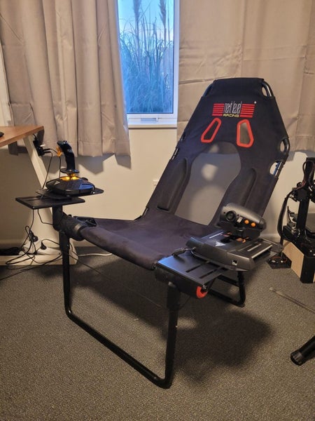 Flight Sim Chair and HOTAS Carousel 1