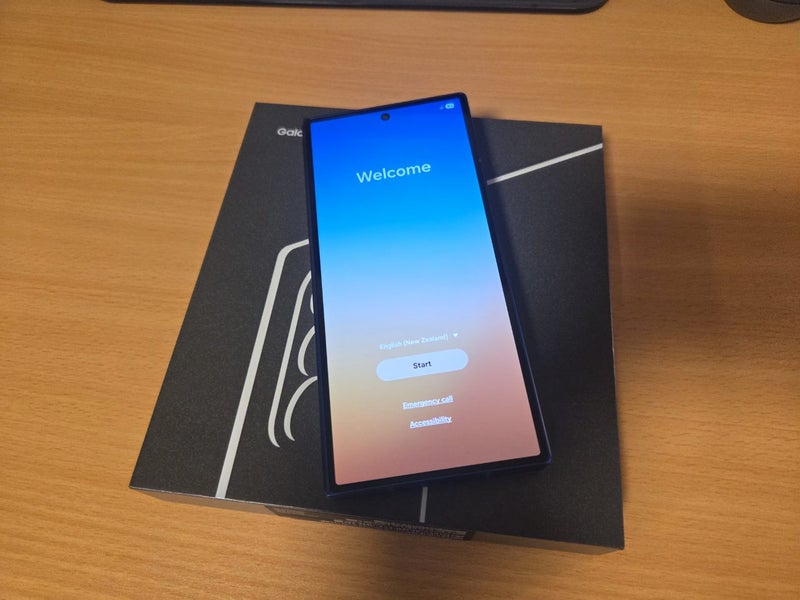 Samsung Galaxy Z Fold 7 - 3 Days Old636165067041291123