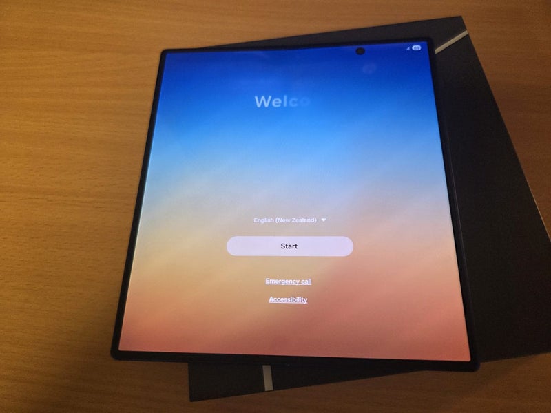 Samsung Galaxy Z Fold 7 - 3 Days Old63616506704129111