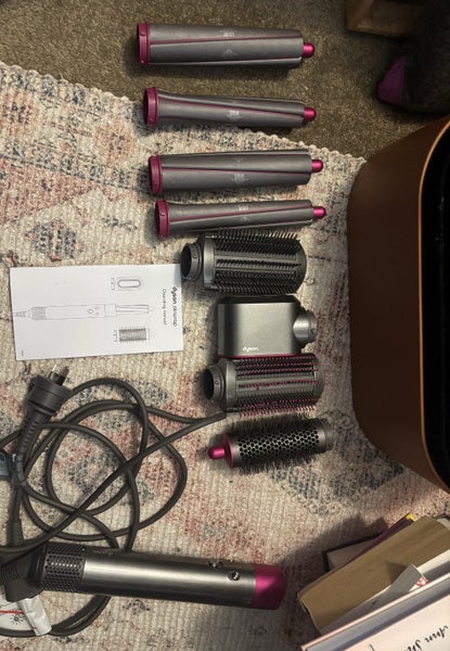 Dyson Airwrap Perfect Condition! Carousel 1
