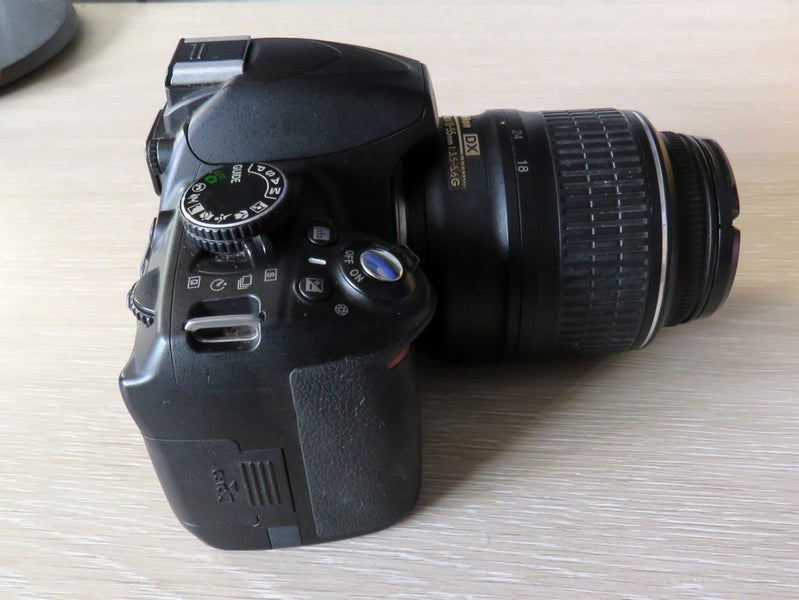 Nikon D3100 DSLR Camera Low Shutter Count63616507947395113