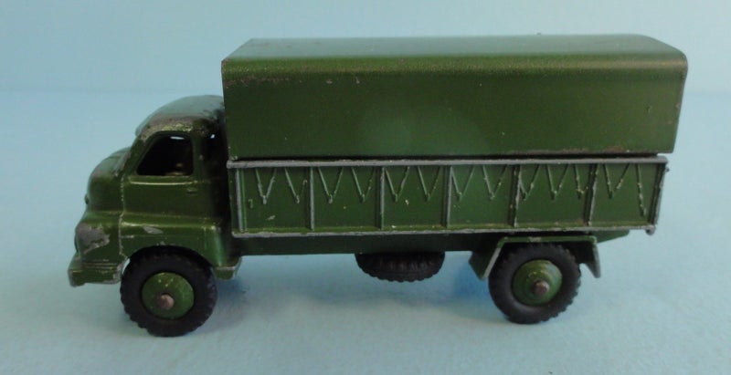#31 Dinky Toys 621 Bedford 3-Ton Army Wagon Carousel 2