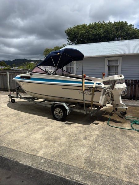 Legendary V17L with 140HP Outboard63613213157377111