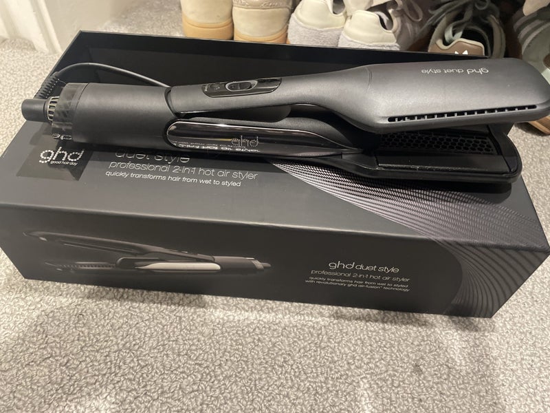 GHD Style Duet Carousel 1
