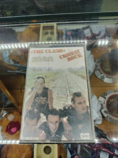 The Clash - Combat Rock cassette Carousel 1