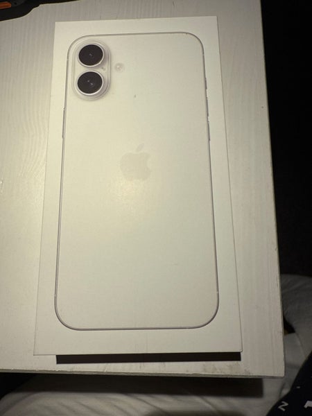 PRICE DROP - iPhone 16 Plus 256GB White Brand New64440798401155110