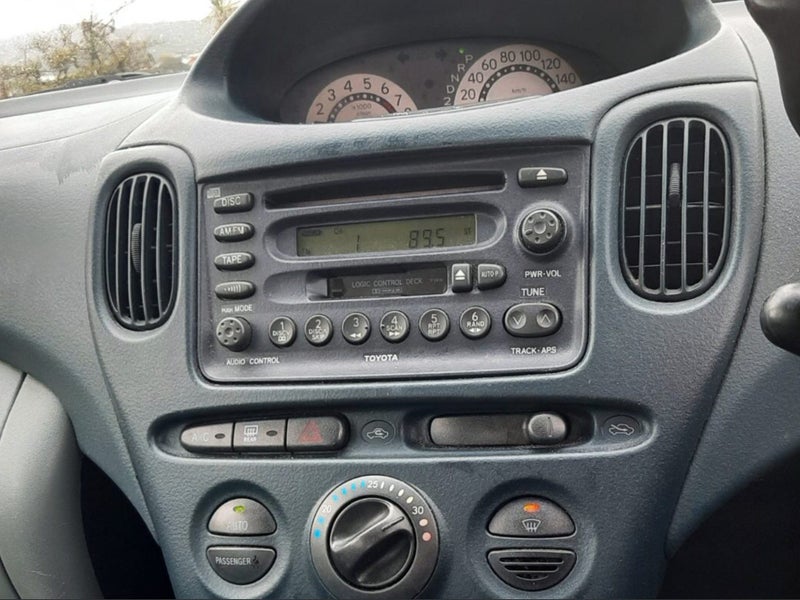 2000 Toyota FunCargo Fun Cargo 1.5L63623328695042112