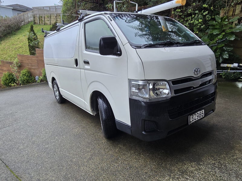 2012 Toyota Hiace Regius Ace63613213601539114