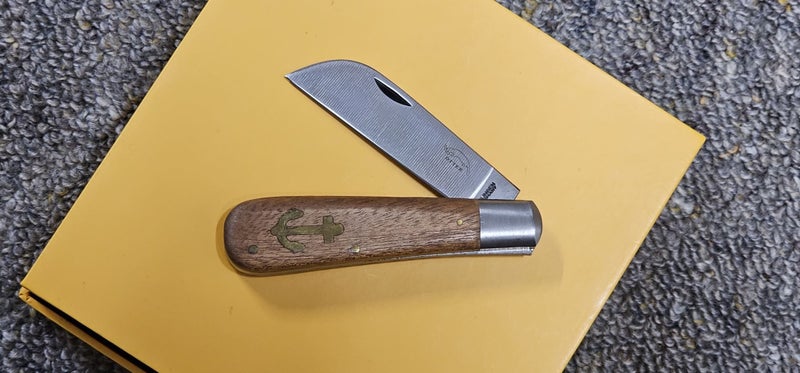 OTTER-Messer Large Anchor Knife Sapeli Wood OTT173 Carousel 1