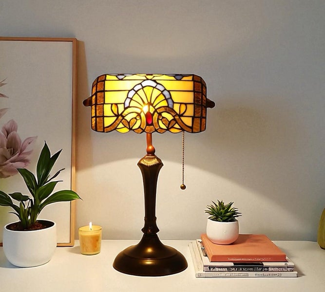 New Design Handmade Tiffany Banker Table Lamp Carousel 2