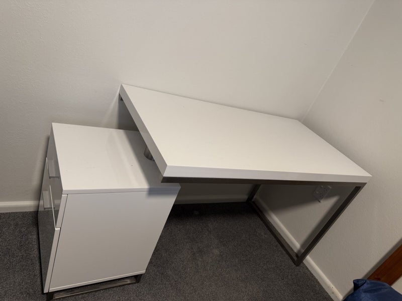 Study Table with attached Drawers Carousel 3