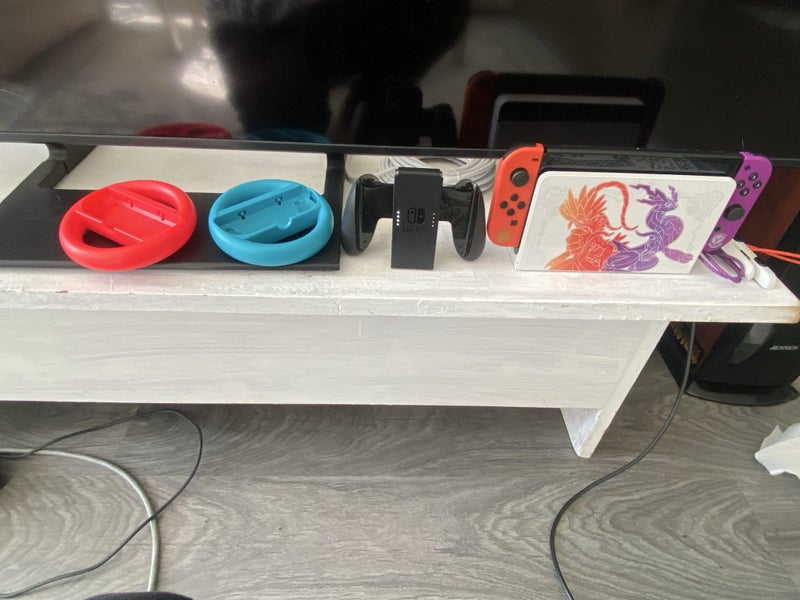Switch OLED Pokémon edition Carousel 3