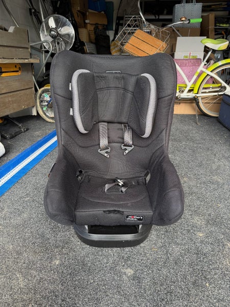 Carseat Carousel 1