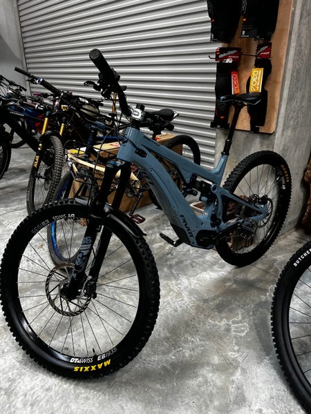 Pivot Shuttle AM EMTB Ebike Large63655008113153110