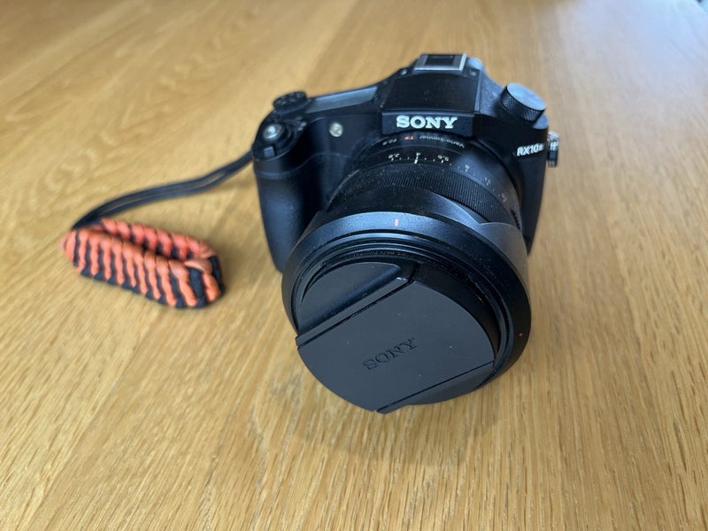 Sony RX10II camera63616521464321114