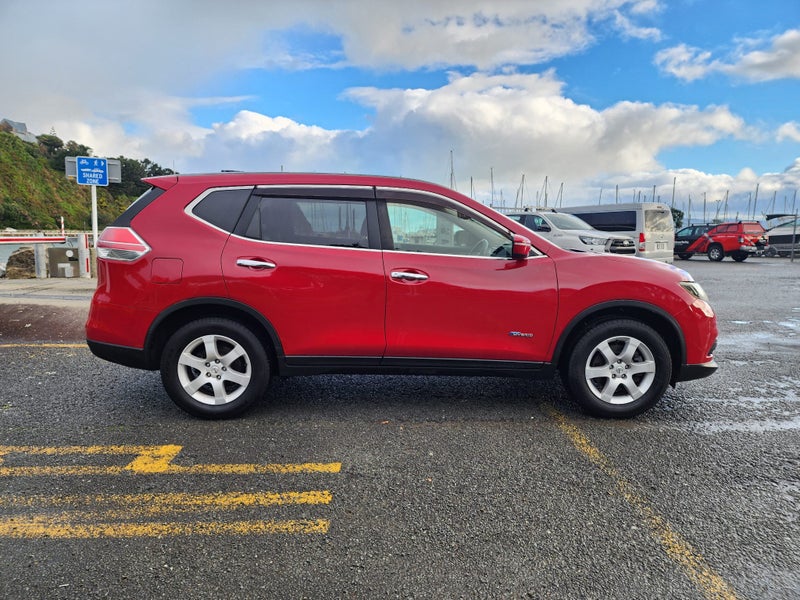 2015 Nissan X-Trail Hybrid63613213795585113
