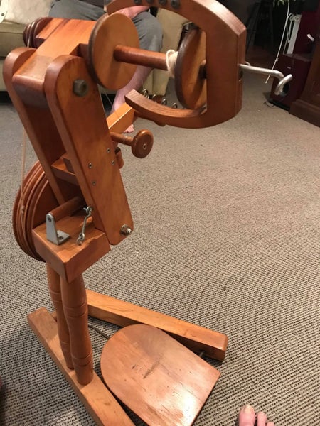Spinning wheel - Fleur Carousel 2