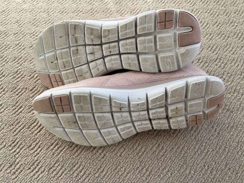 Sketchers size 39 Blush64197989093123112