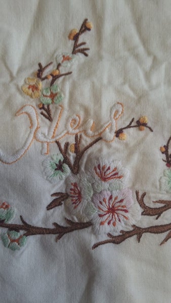 HIS AND HERS CREME AND WHITE PILLOW CASES Carousel 3