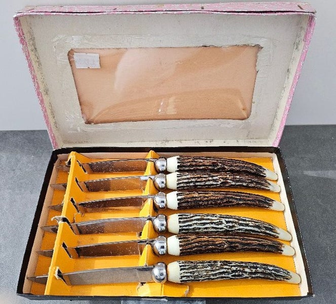 Vintage Supreme Quality A.1. Guarantee W.B. & Co. Ltd Set of 6 Steak Knives. Carousel 1