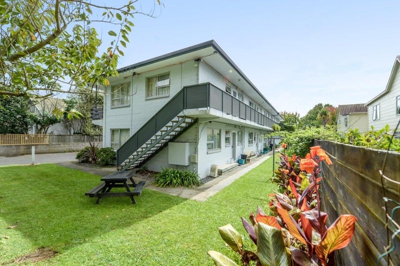 Claudelands, 2 bedrooms64260285272577111