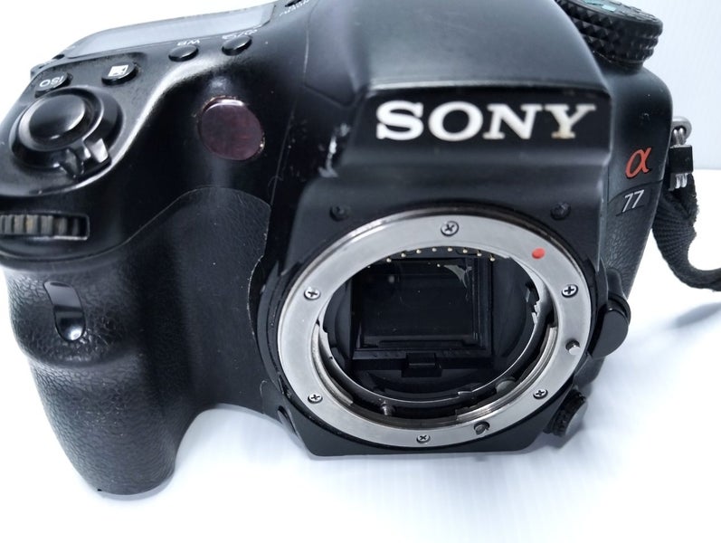 Sony Alpha A77 digital SLR camera body.63616526962433112