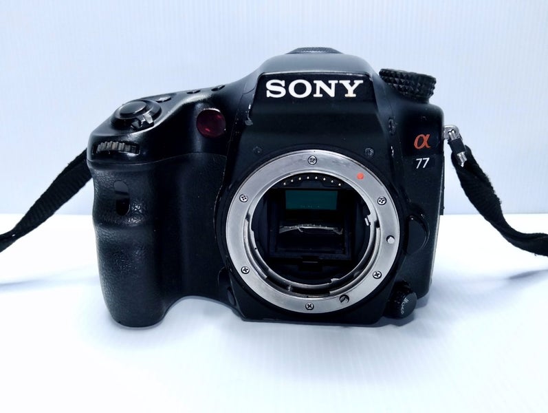 Sony Alpha A77 digital SLR camera body.63616526962433111