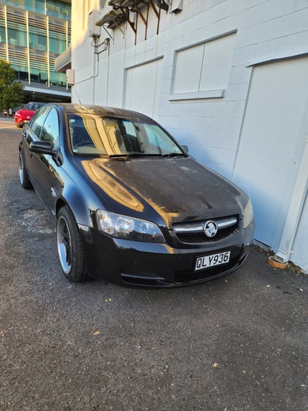2010 Holden Commodore Omega63613214225921111