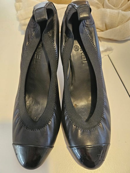 Chanel black patent cap toe ballet heels size 40.5 Carousel 14