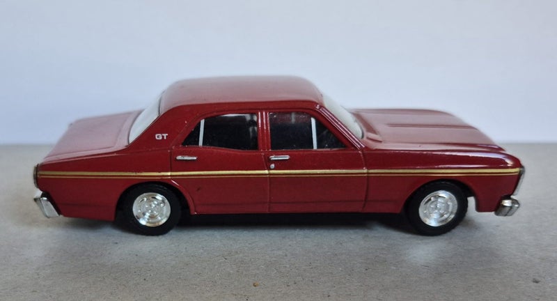 Falcon GT Diecast Carousel 2