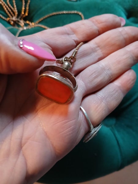 PARDON? At a $1RES!! A fine Antique Seal Fob Pendant Charm Carousel 2
